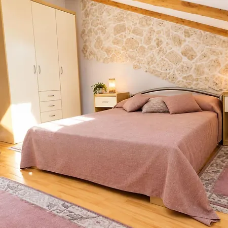 Apartment Radomir *