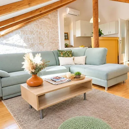 Radomir Apartment *